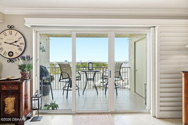 552 Marina Point Drive, Daytona Beach, FL 32114
