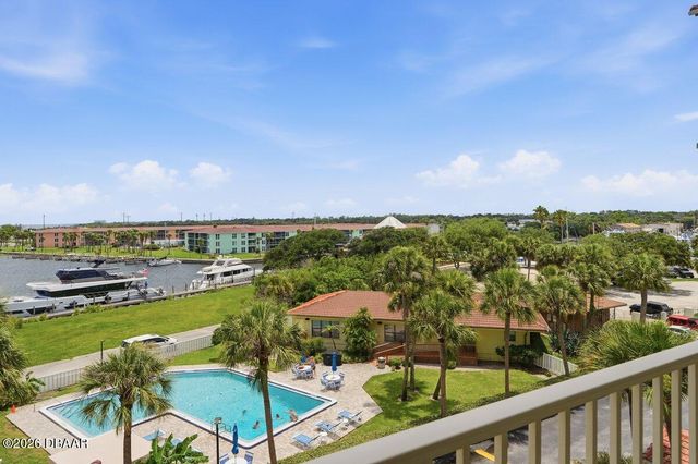 552 Marina Point Drive, Daytona Beach, FL 32114