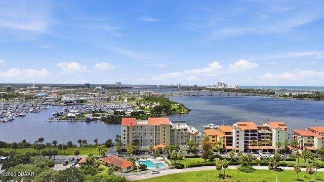 552 Marina Point Drive, Daytona Beach, FL 32114