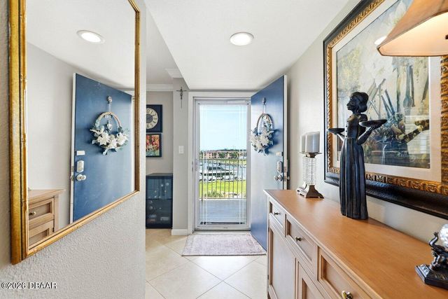 552 Marina Point Drive, Daytona Beach, FL 32114
