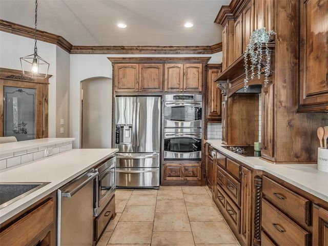 13991 NE 10th Street, Choctaw, OK 73020