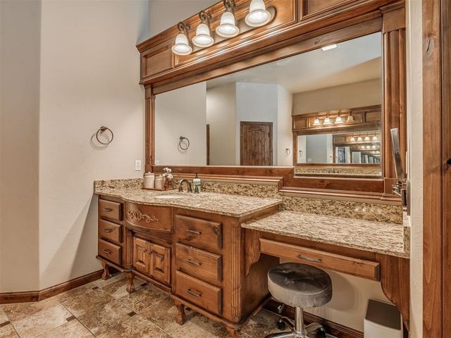 13991 NE 10th Street, Choctaw, OK 73020