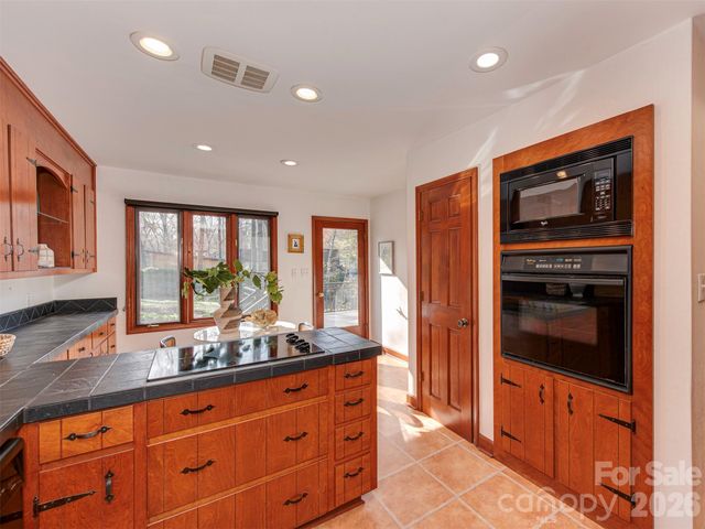 7244 Terrace Drive, Charlotte, NC 28211