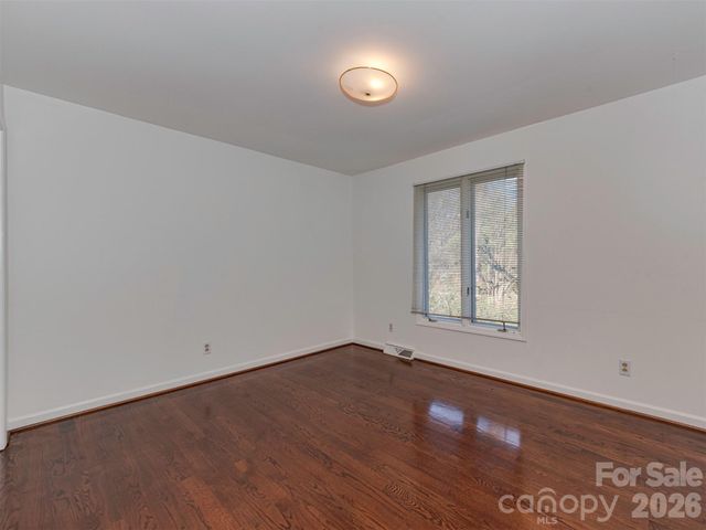 7244 Terrace Drive, Charlotte, NC 28211