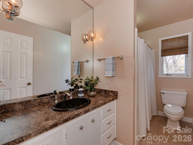 7244 Terrace Drive, Charlotte, NC 28211