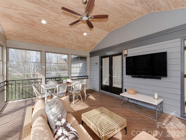 7244 Terrace Drive, Charlotte, NC 28211