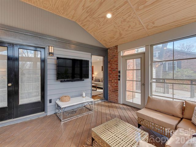 7244 Terrace Drive, Charlotte, NC 28211