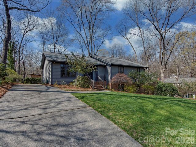 7244 Terrace Drive, Charlotte, NC 28211