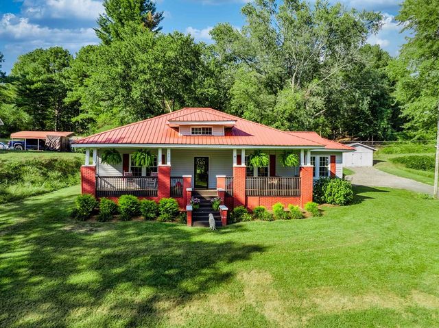 195 Isabella Avenue, Copperhill, TN 37317