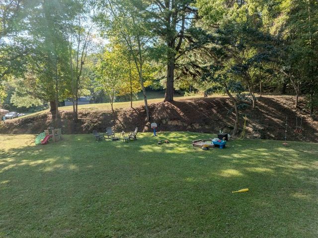195 Isabella Avenue, Copperhill, TN 37317