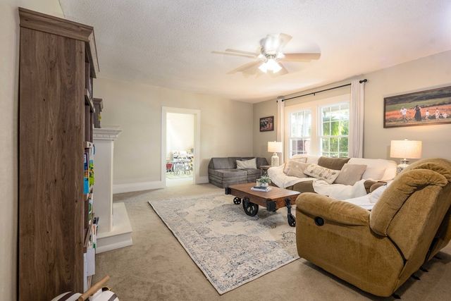195 Isabella Avenue, Copperhill, TN 37317