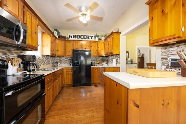 195 Isabella Avenue, Copperhill, TN 37317