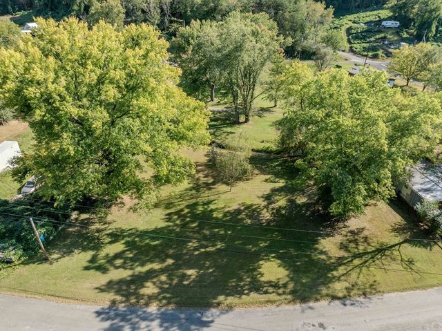 195 Isabella Avenue, Copperhill, TN 37317