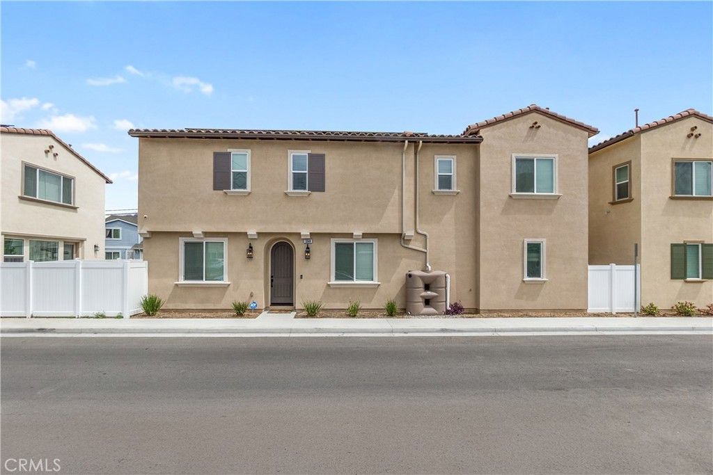 1340 Plaza Del Amo, Torrance, CA 90501