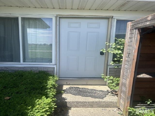 46 E 150 S Street, Princeton, IN 47670