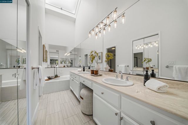 1809 Stratton Circle, Walnut Creek, CA 94598