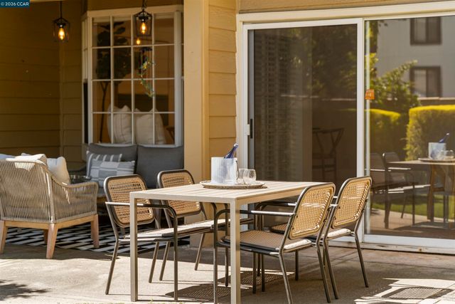 1809 Stratton Circle, Walnut Creek, CA 94598
