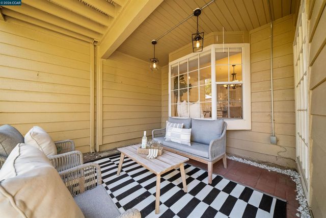 1809 Stratton Circle, Walnut Creek, CA 94598