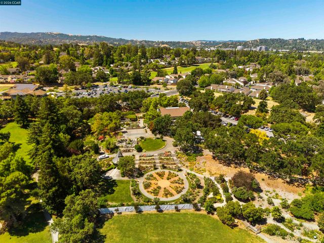 1809 Stratton Circle, Walnut Creek, CA 94598