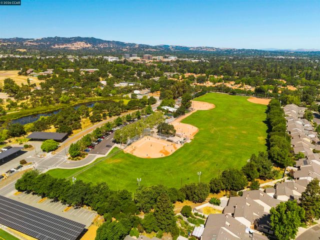 1809 Stratton Circle, Walnut Creek, CA 94598