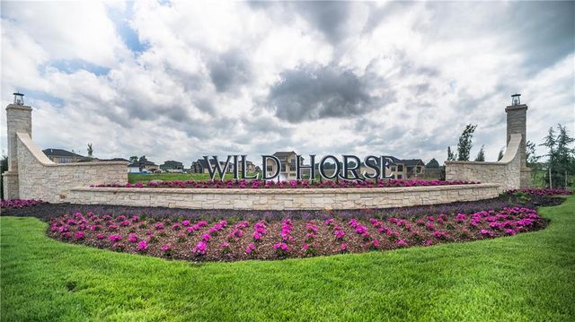 17608 Carter Street, Overland Park, KS 66221