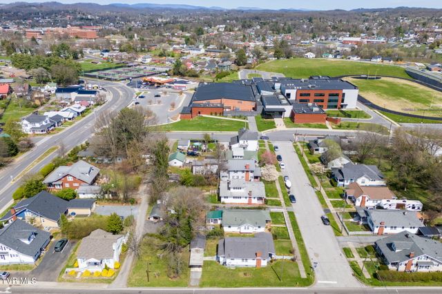 922 Tremont Avenue, Bristol, TN 37620