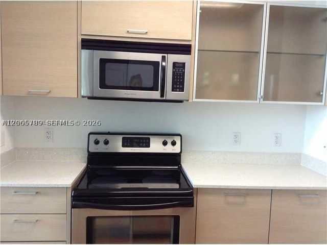 350 NE 24th St 1108, Miami, FL 33137