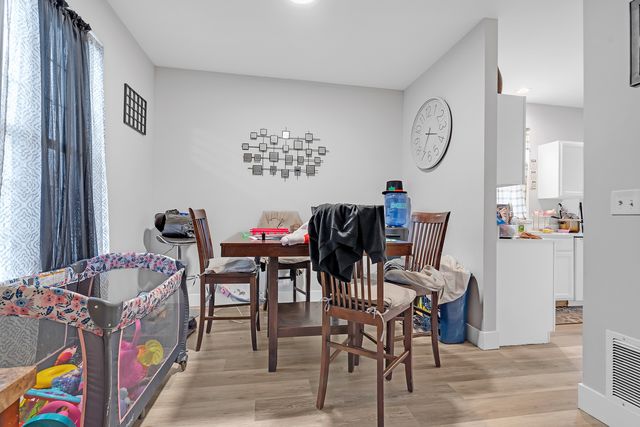 212 S TANGLEWOOD Court, Round Lake, IL 60073