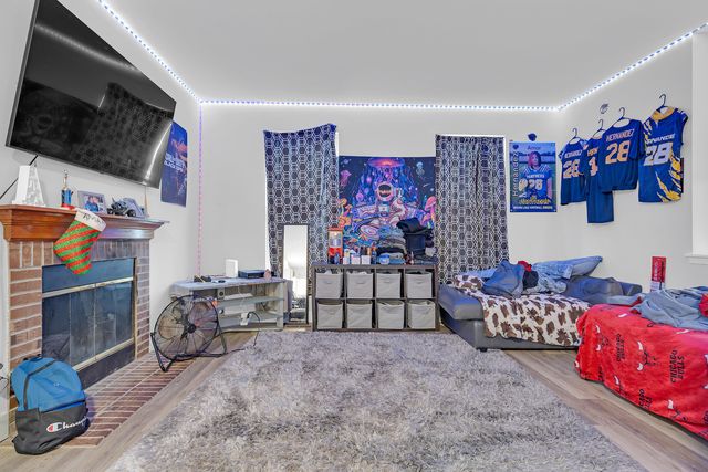 212 S TANGLEWOOD Court, Round Lake, IL 60073