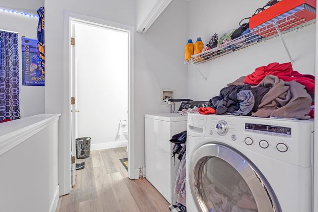 212 S TANGLEWOOD Court, Round Lake, IL 60073