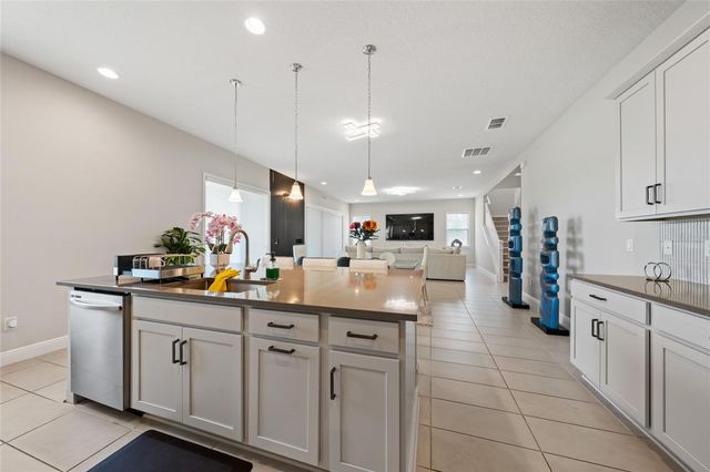 13201 AYLESBURY STREET, Orlando, FL 32832