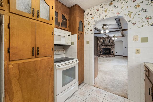 26 Chardon Drive, Portsmouth, RI 02871