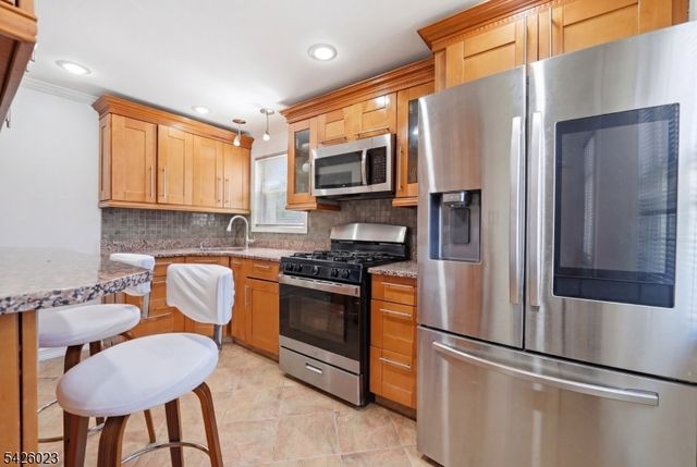 417 Brooklawn Ave, Roselle Boro, NJ 07203