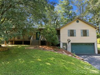 6 Cisco Road, Asheville, NC 28805