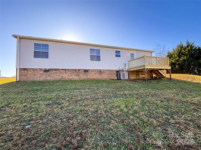 3596 Gull Street, Hudson, NC 28638