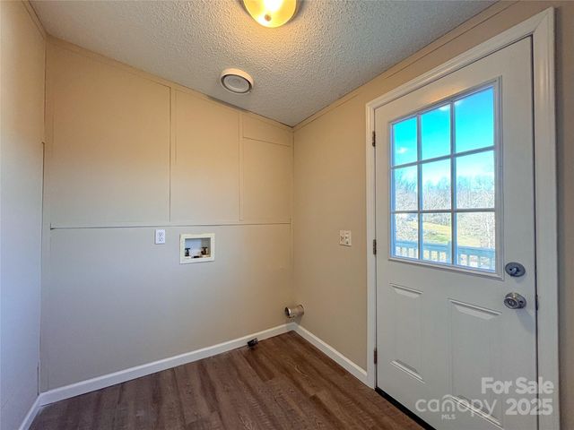 3596 Gull Street, Hudson, NC 28638