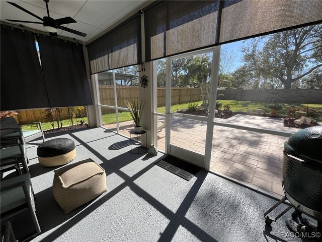 28702 Crooked Stick Court, Wesley Chapel, FL 33543