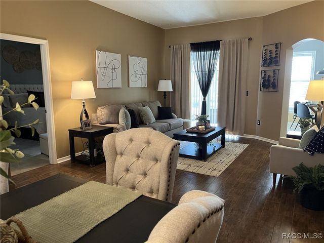 28702 Crooked Stick Court, Wesley Chapel, FL 33543