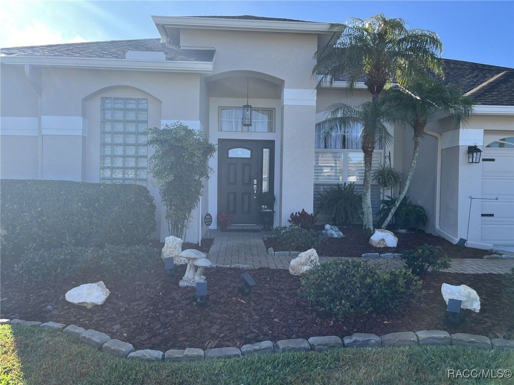 28702 Crooked Stick Court, Wesley Chapel, FL 33543