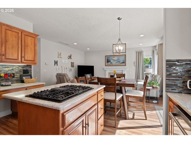 1824 Nw OLIVIA Cir, Albany, OR 97321