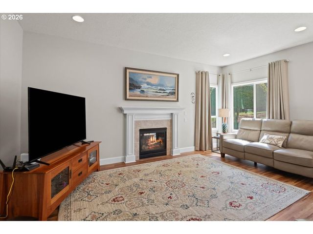 1824 Nw OLIVIA Cir, Albany, OR 97321