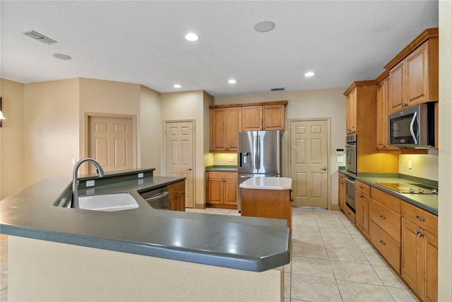 3463 FOREST RIDGE LANE, Kissimmee, FL 34741