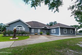 701 S Hill Court, Biloxi, MS 39532