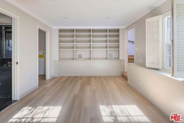 627 N Elm Drive, Beverly Hills, CA 90210