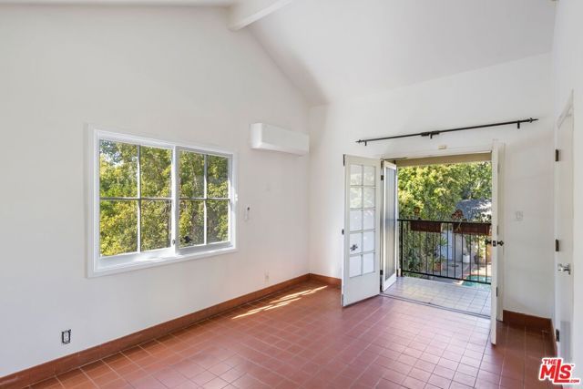 627 N Elm Drive, Beverly Hills, CA 90210