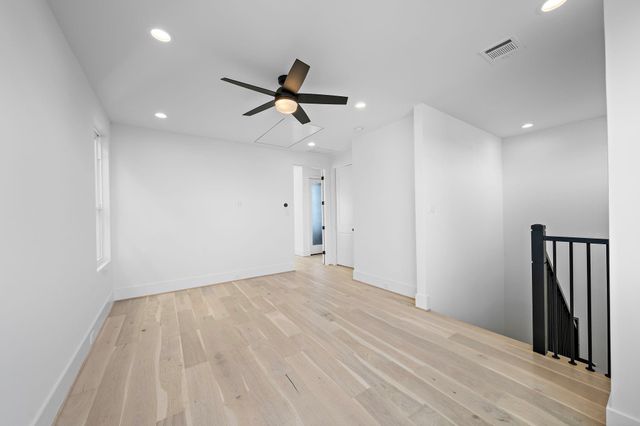 730 W 17th Street, Houston, TX 77008