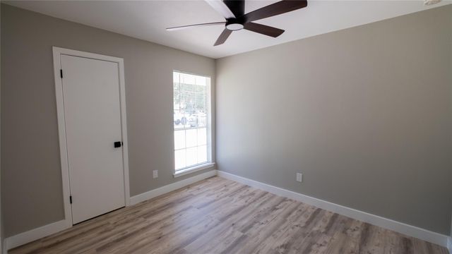 4604 Brassiewood DR, Austin, TX 78744