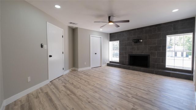 4604 Brassiewood DR, Austin, TX 78744