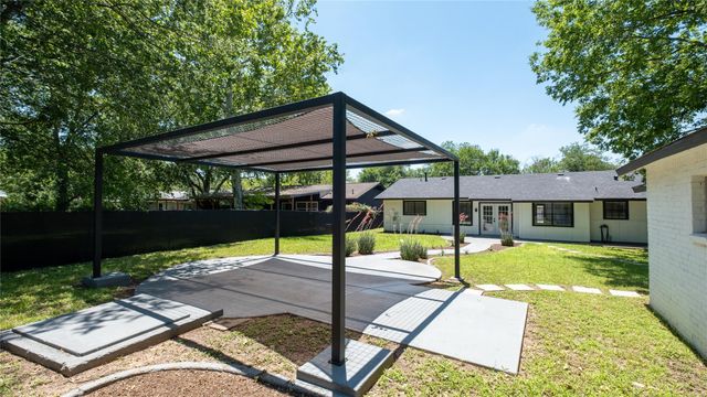 4604 Brassiewood DR, Austin, TX 78744