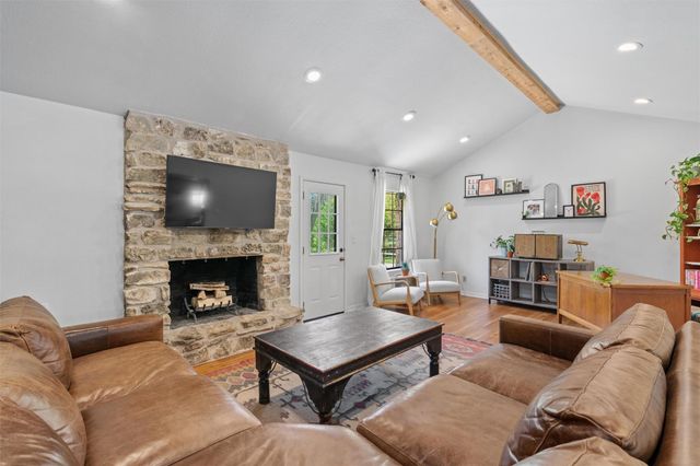 1604 Robb LN, Round Rock, TX 78664